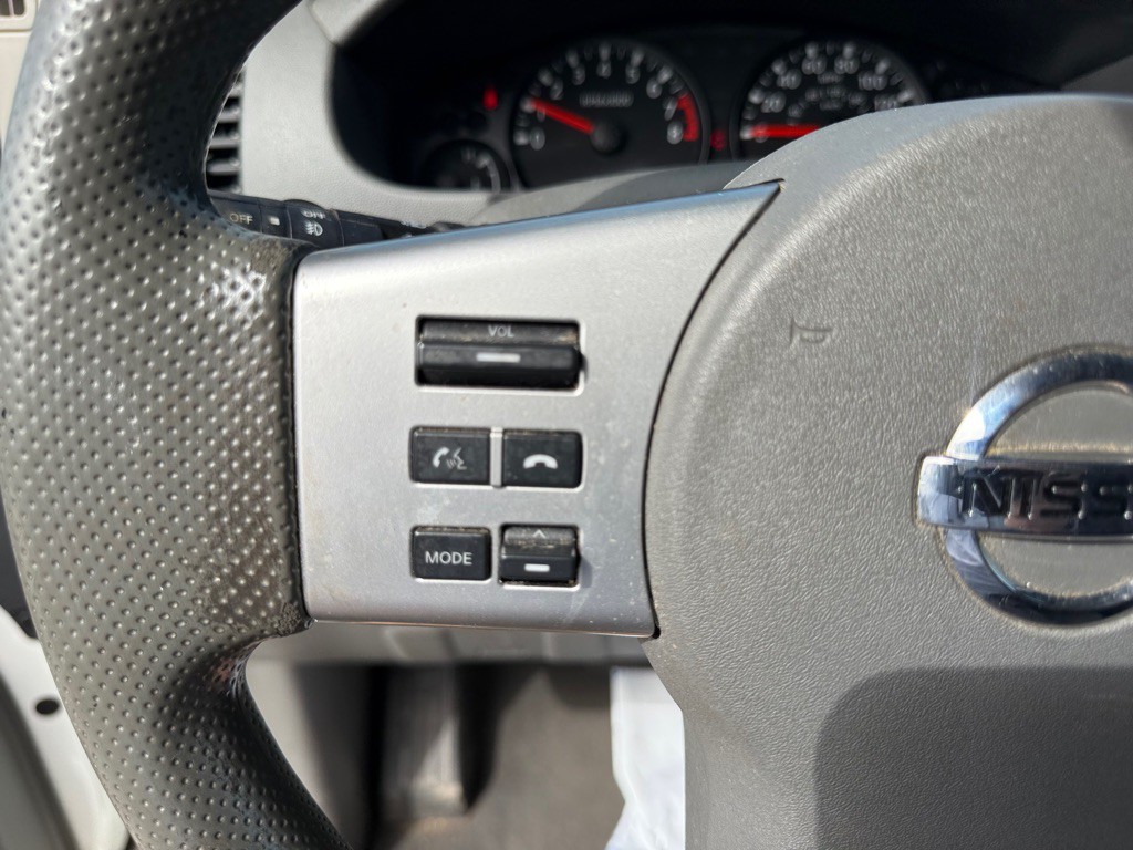 2021 Nissan Frontier Image 10