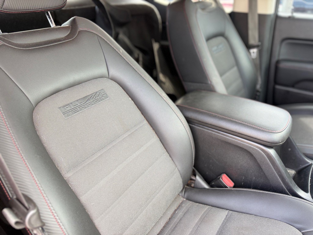 2018 GMC Canyon Image 13