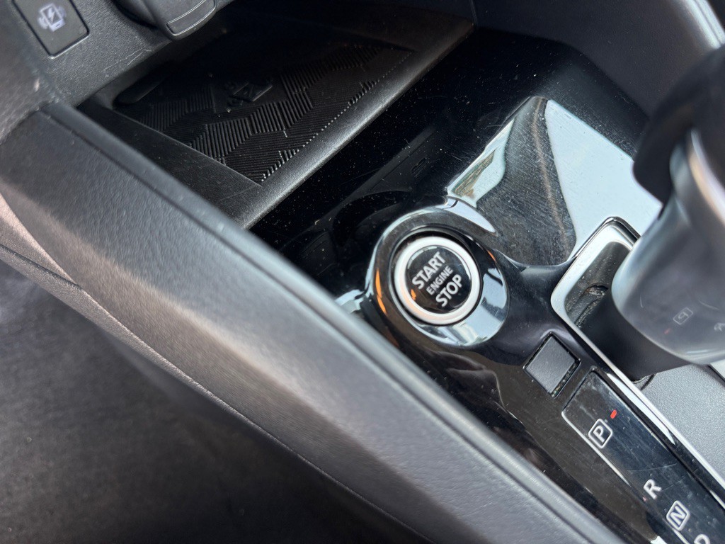 2024 Nissan Versa Image 21