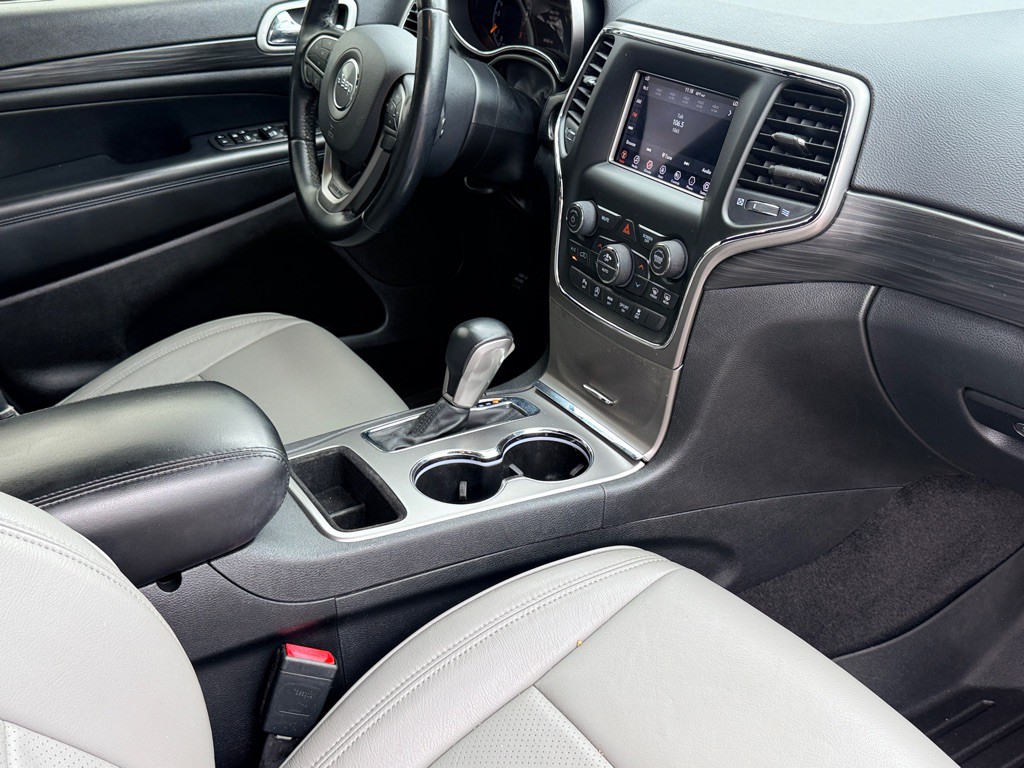 2021 Jeep Grand Cherokee Image 8