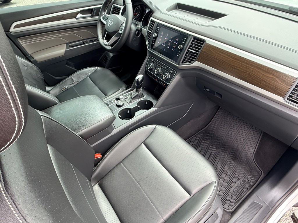 2021 Volkswagen Atlas Image 8