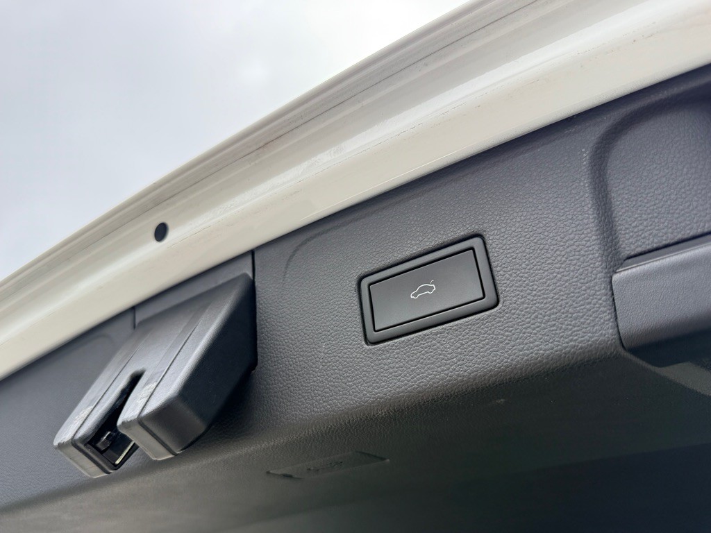 2021 Volkswagen Atlas Image 13