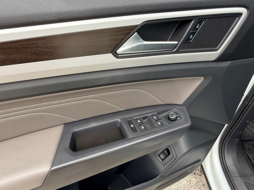 2021 Volkswagen Atlas Image 16