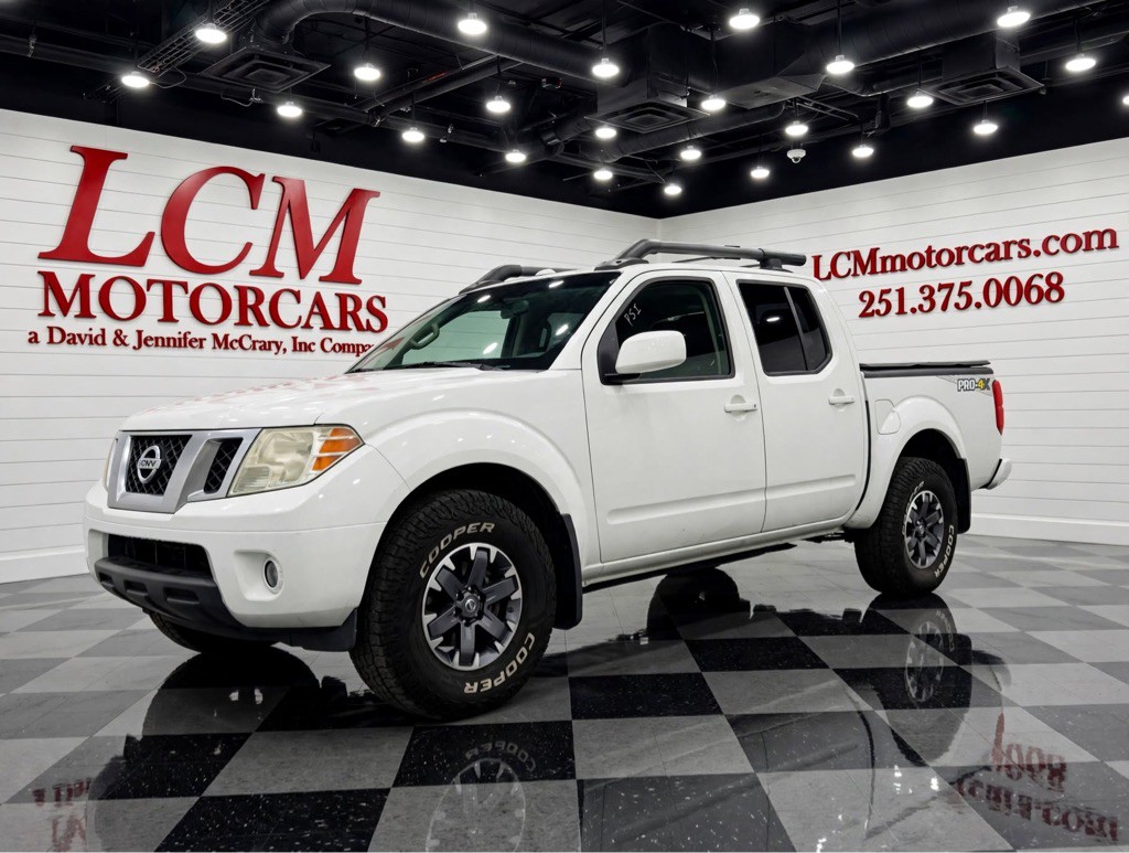 2015 Nissan Frontier Image 1