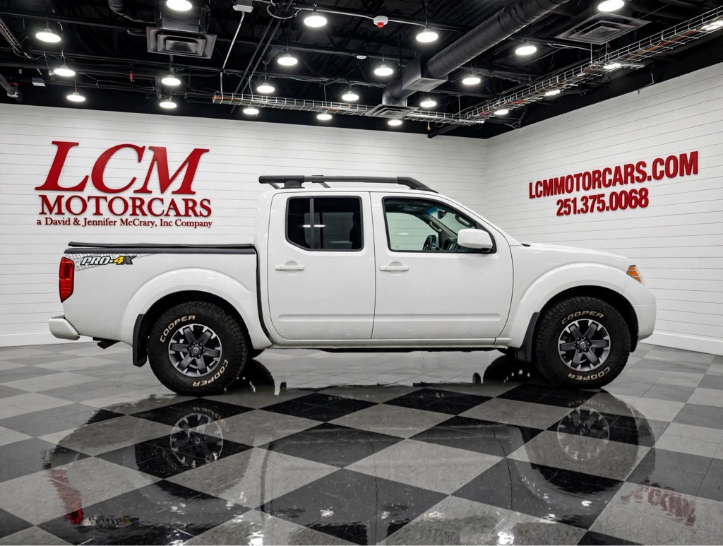 2015 Nissan Frontier Image 4