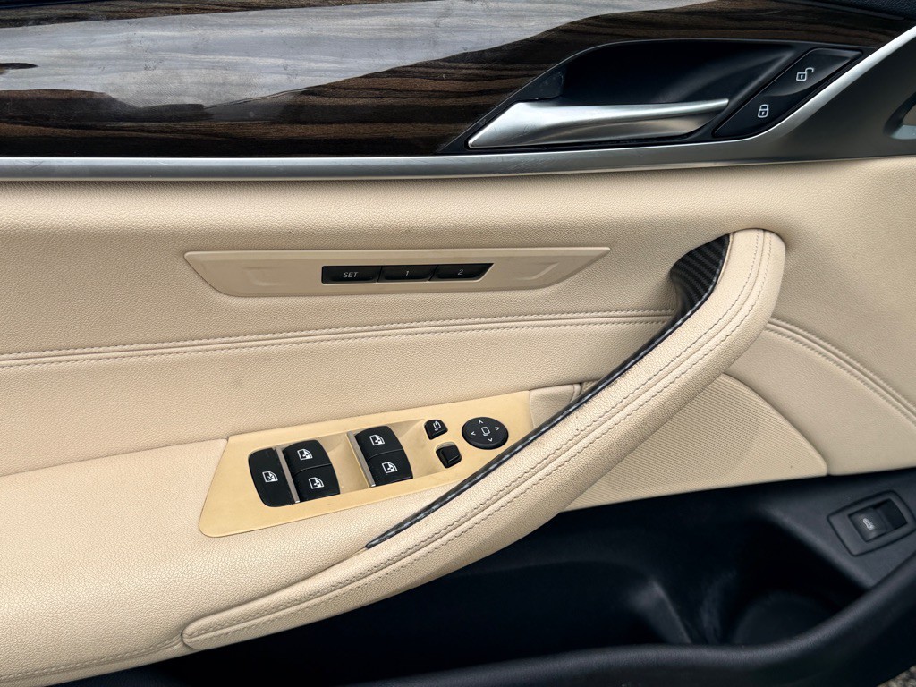 2019 BMW 5 Series Image 10