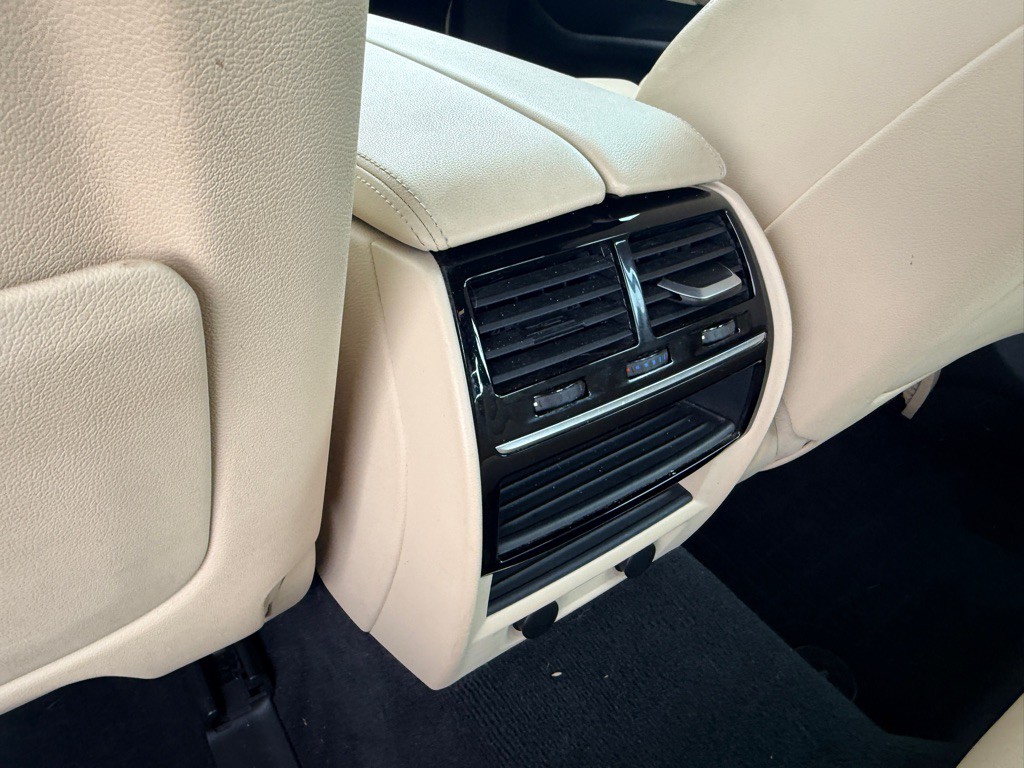 2019 BMW 5 Series Image 14