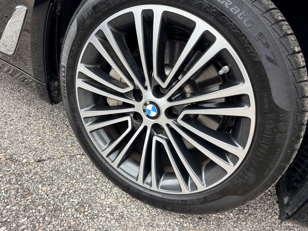 2019 BMW 5 Series Image 15