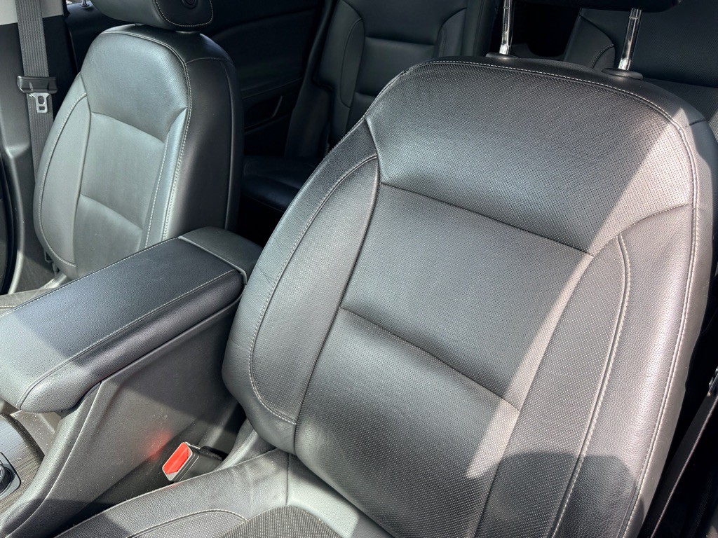 2018 GMC Acadia Image 12