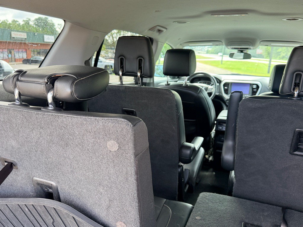 2018 GMC Acadia Image 24