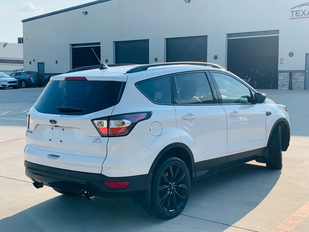 2018 Ford Escape Image 8