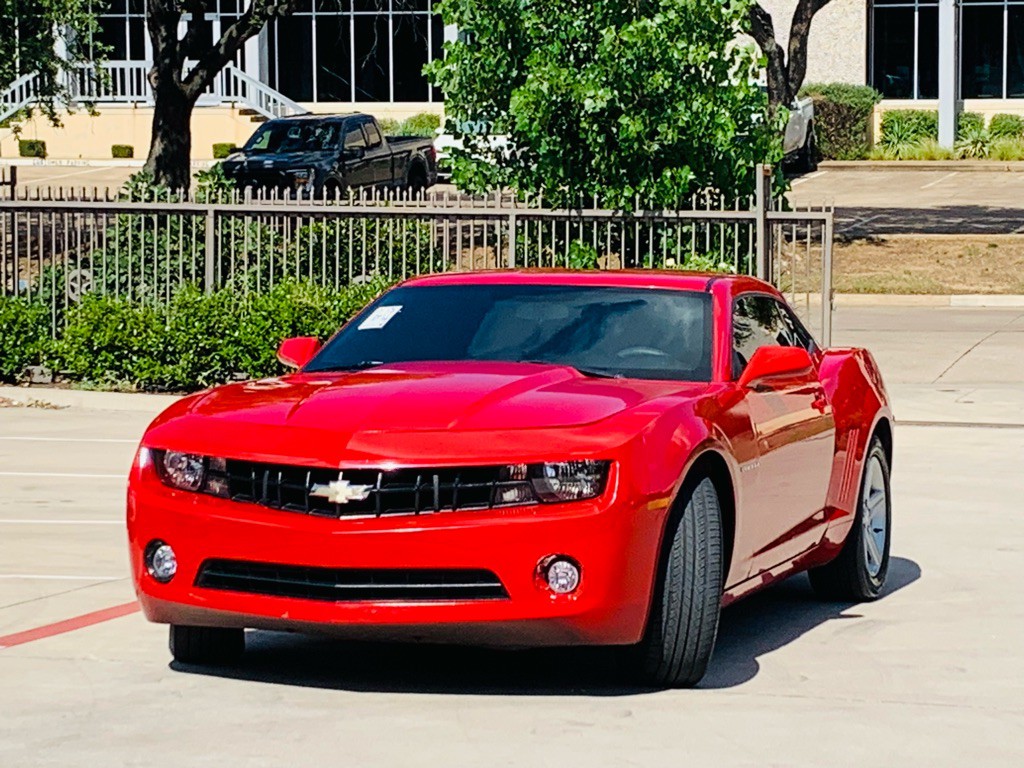 2011 Chevrolet Camaro Image 3
