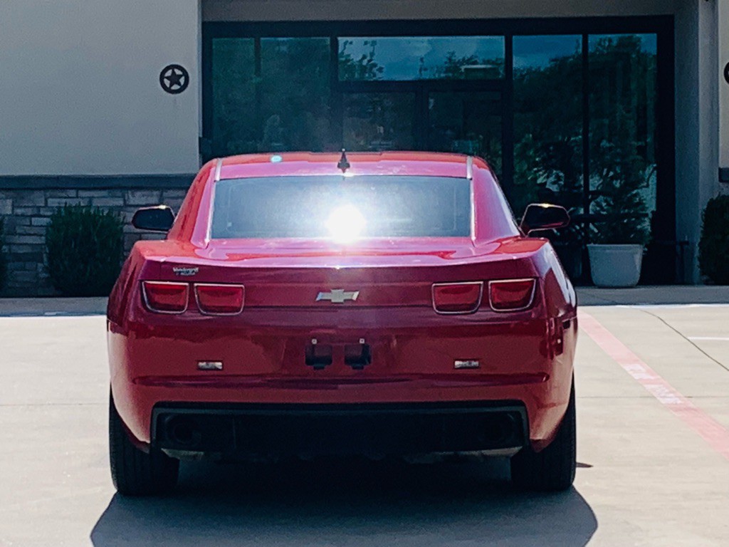2011 Chevrolet Camaro Image 8