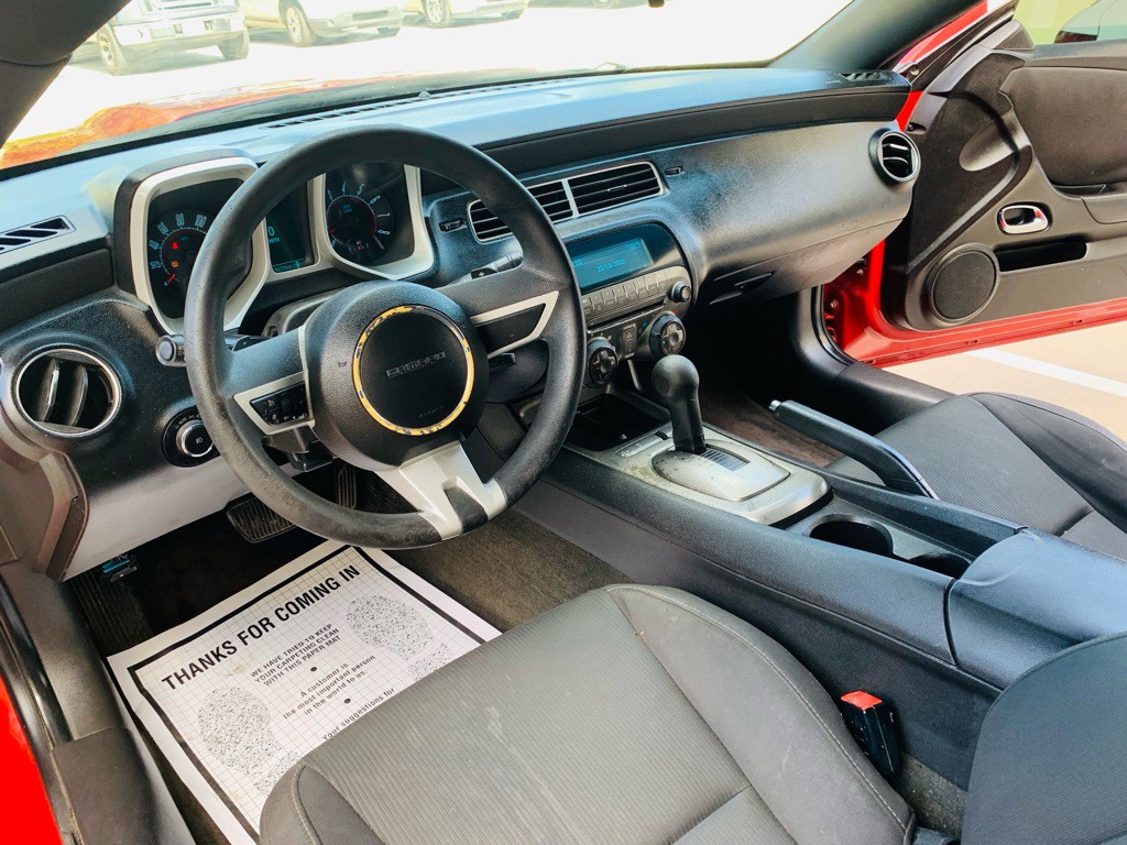 2011 Chevrolet Camaro Image 13