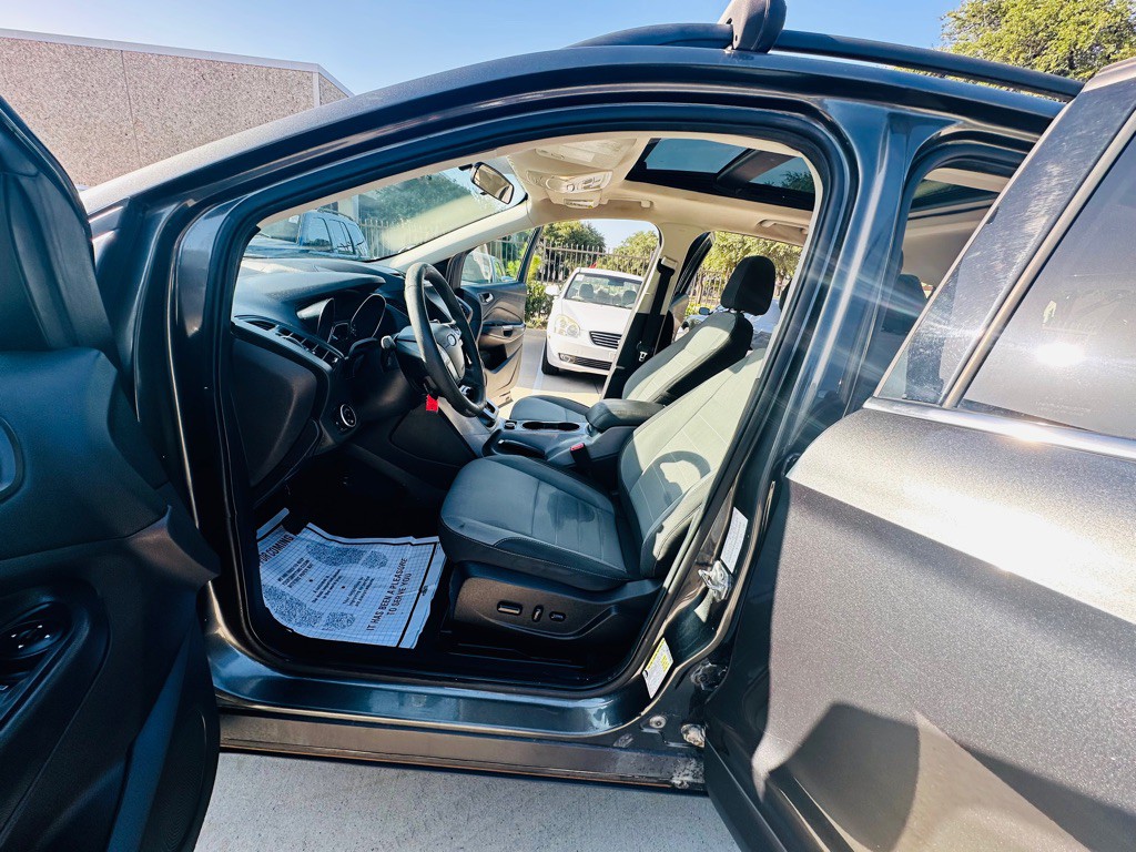 2016 Ford Escape Image 10