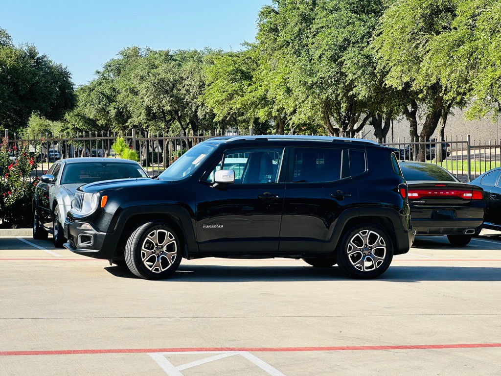2016 Jeep Renegade Image 4