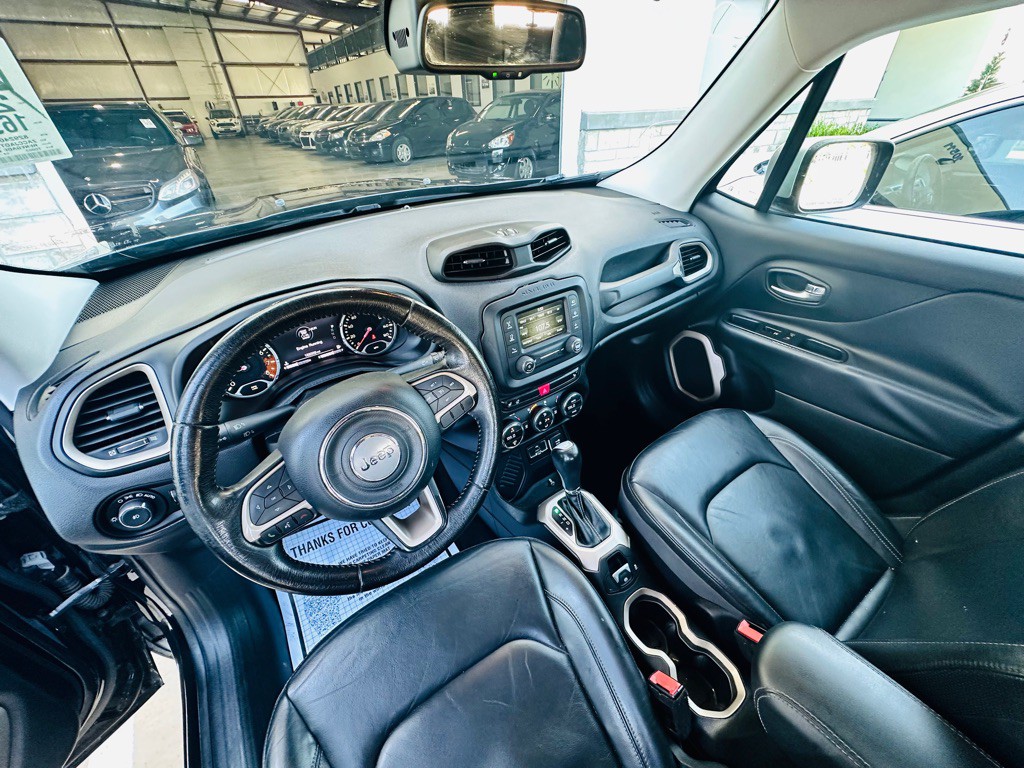 2016 Jeep Renegade Image 15