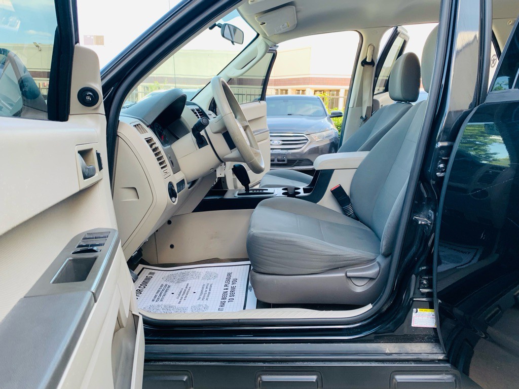 2011 Ford Escape Image 12