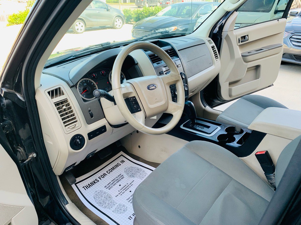 2011 Ford Escape Image 13