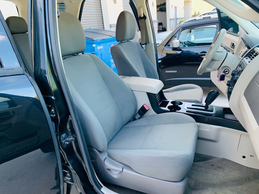2011 Ford Escape Image 22