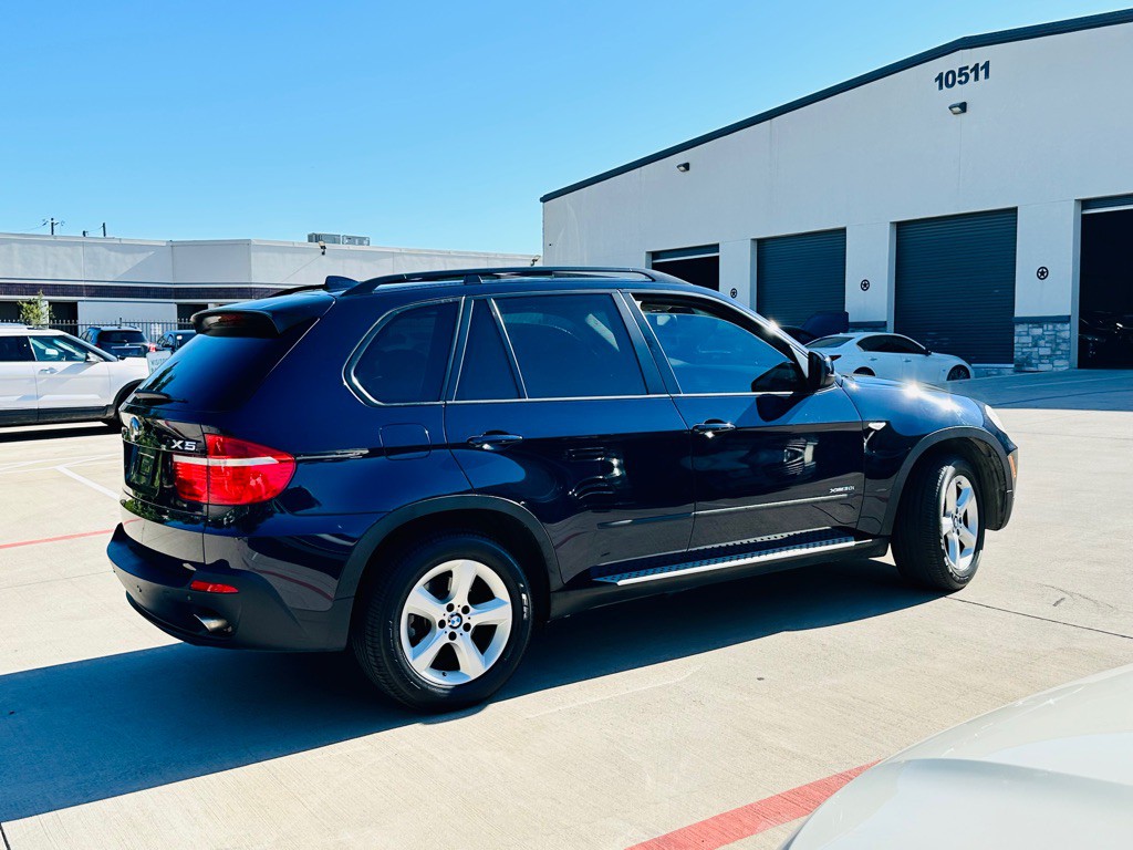 2010 BMW X5 Image 8