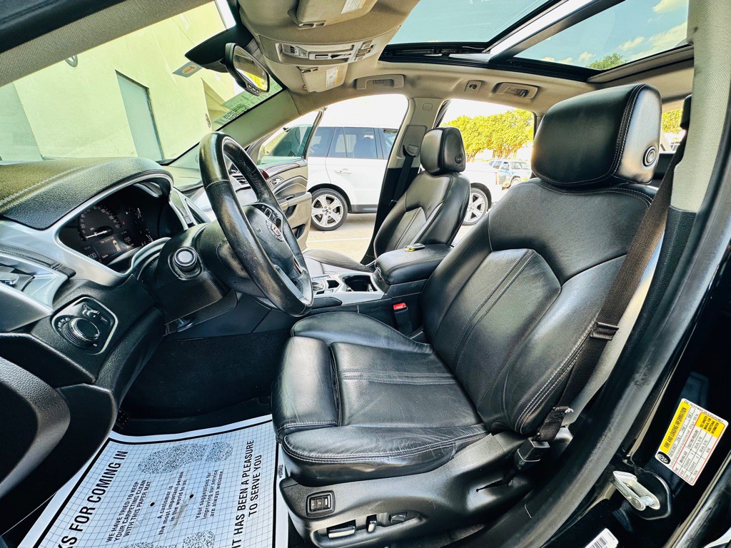 2016 Cadillac SRX Image 10