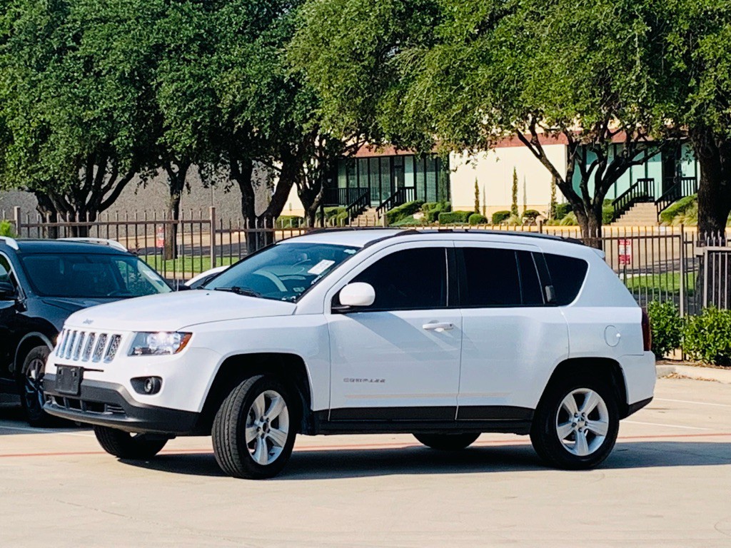 2016 Jeep Compass Image 4