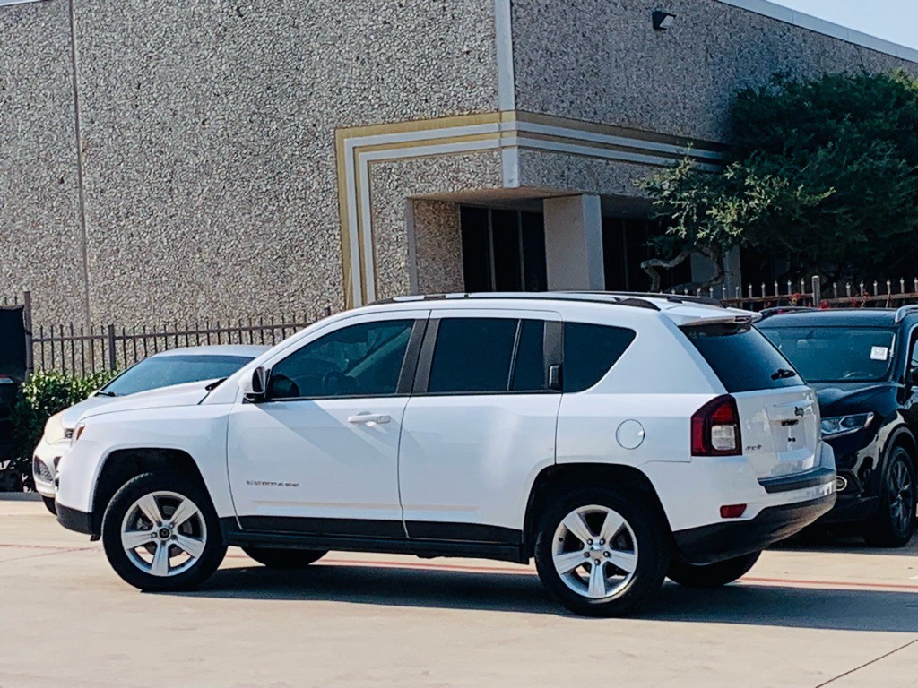 2016 Jeep Compass Image 6