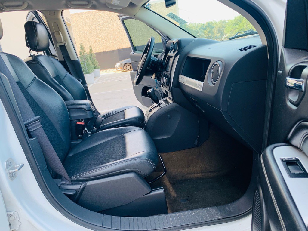 2016 Jeep Compass Image 20