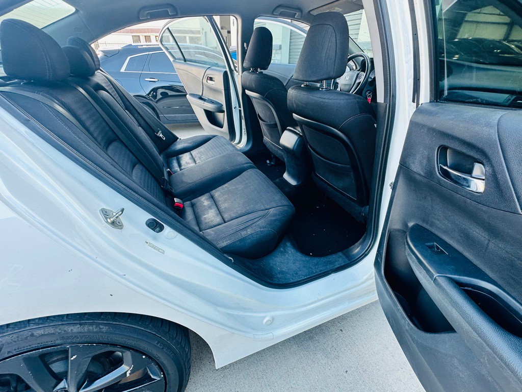 2014 Honda Accord Image 17