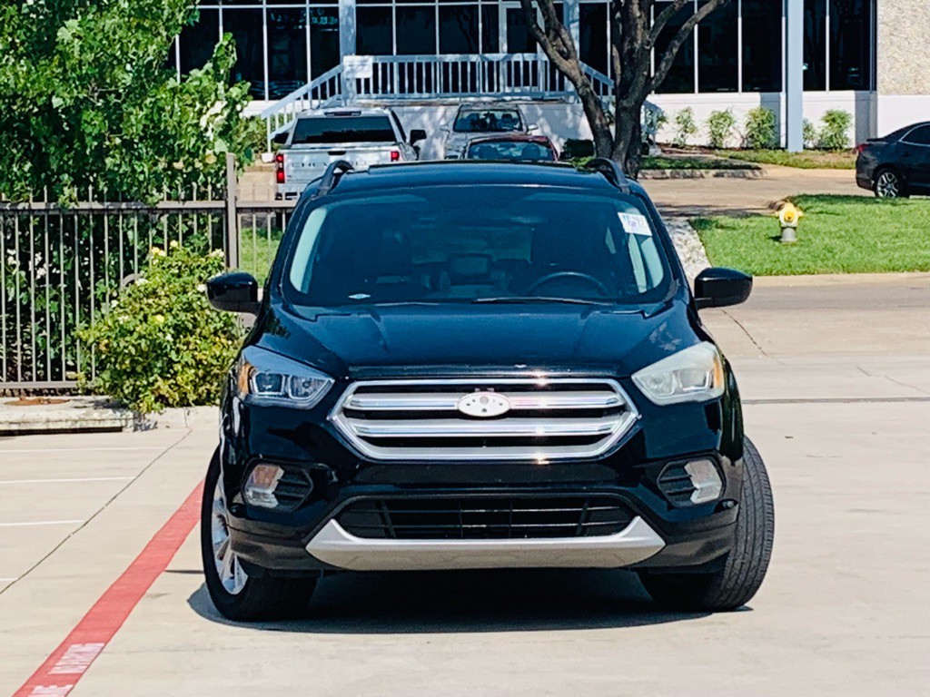 2017 Ford Escape Image 2