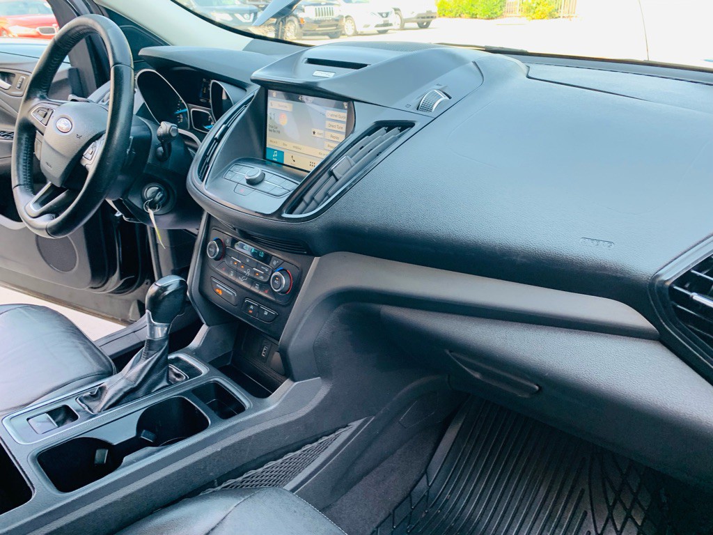 2017 Ford Escape Image 25