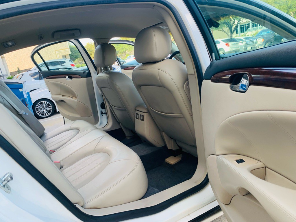 2006 Buick Lucerne Image 18