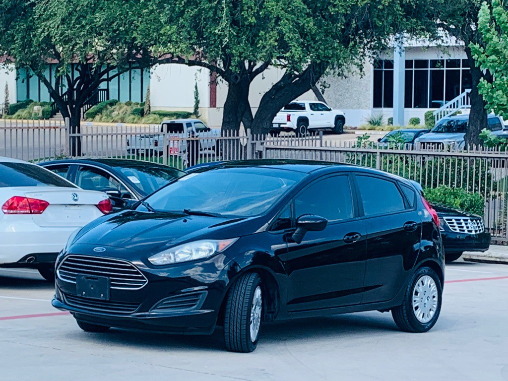 2016 Ford Fiesta Image 5