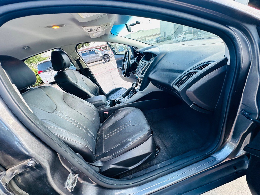 2013 Ford Focus Image 21