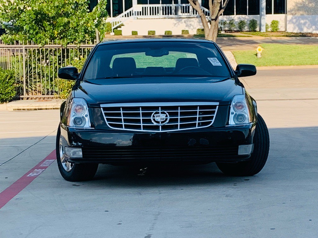 2007 Cadillac DTS Image 3