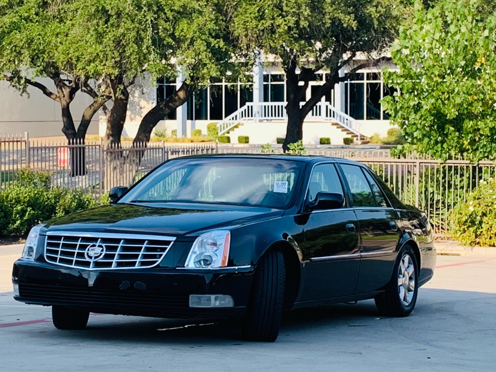 2007 Cadillac DTS Image 4