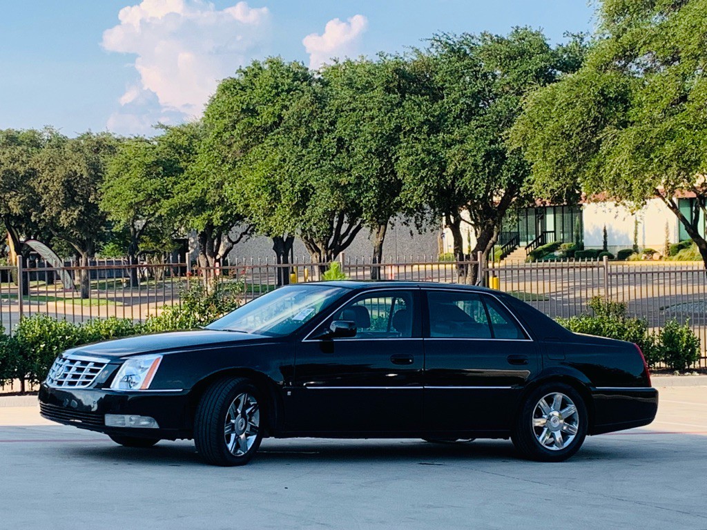 2007 Cadillac DTS Image 6