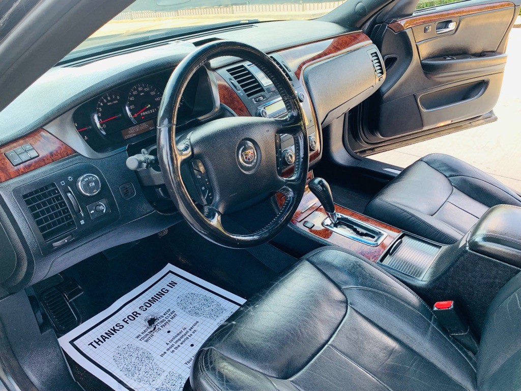 2007 Cadillac DTS Image 18