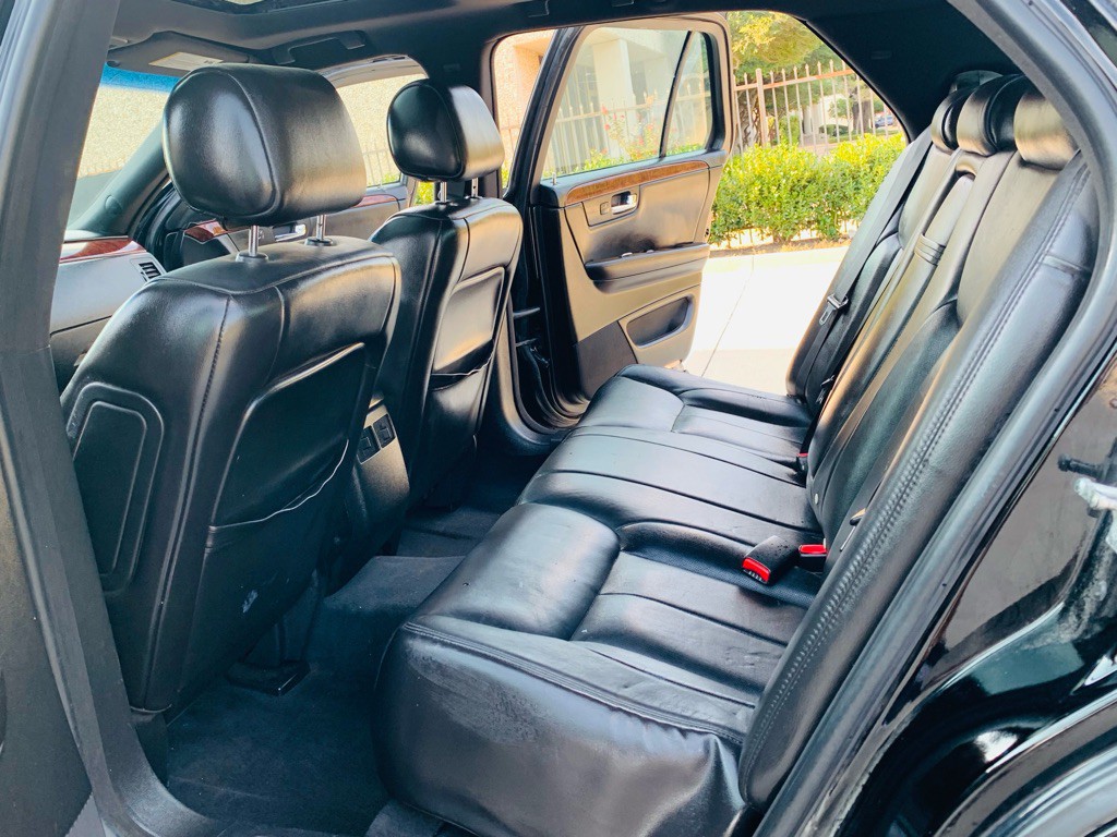 2007 Cadillac DTS Image 20