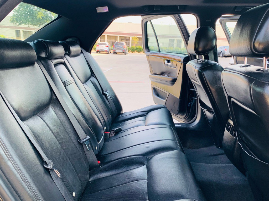 2007 Cadillac DTS Image 25