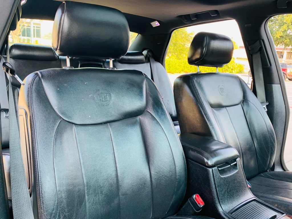 2007 Cadillac DTS Image 29