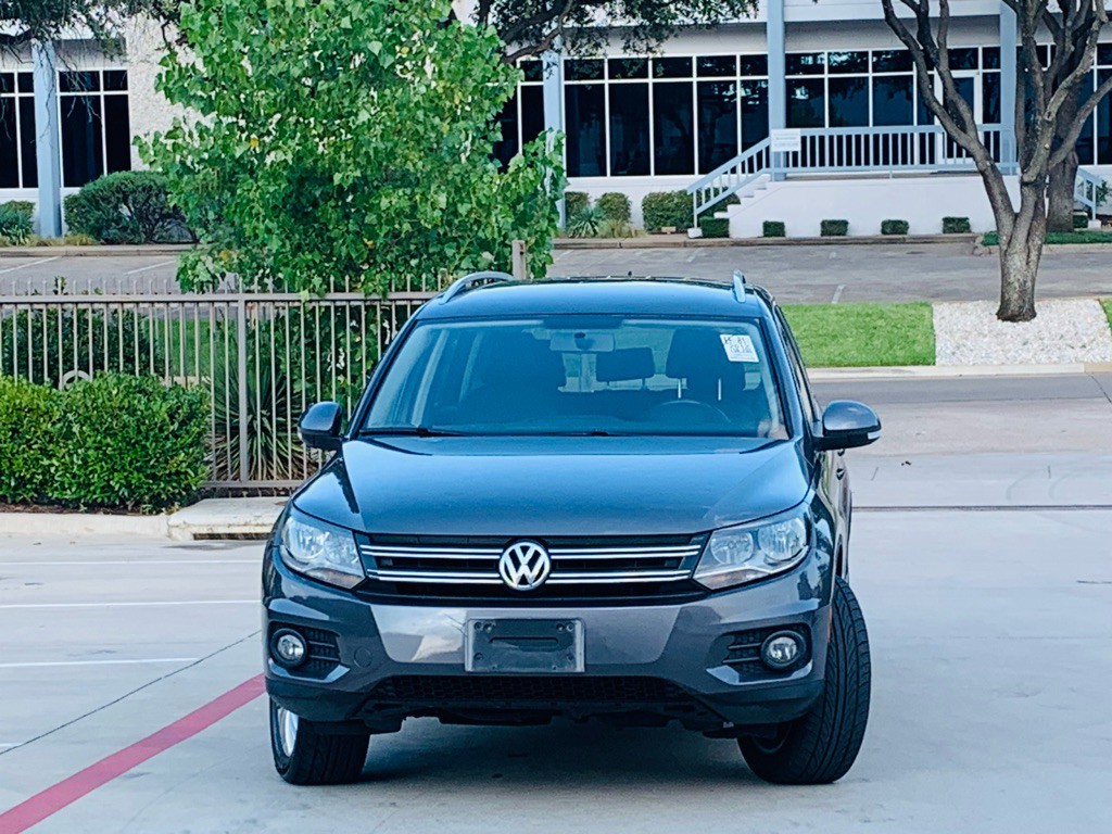2012 Volkswagen Tiguan Image 3