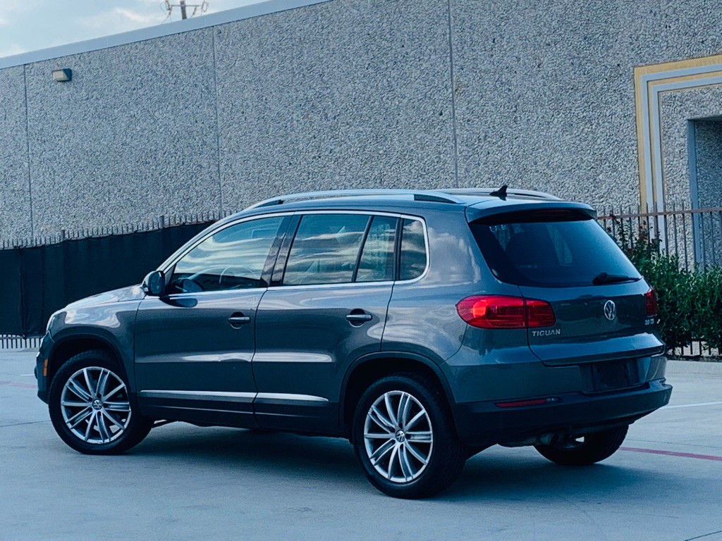2012 Volkswagen Tiguan Image 9
