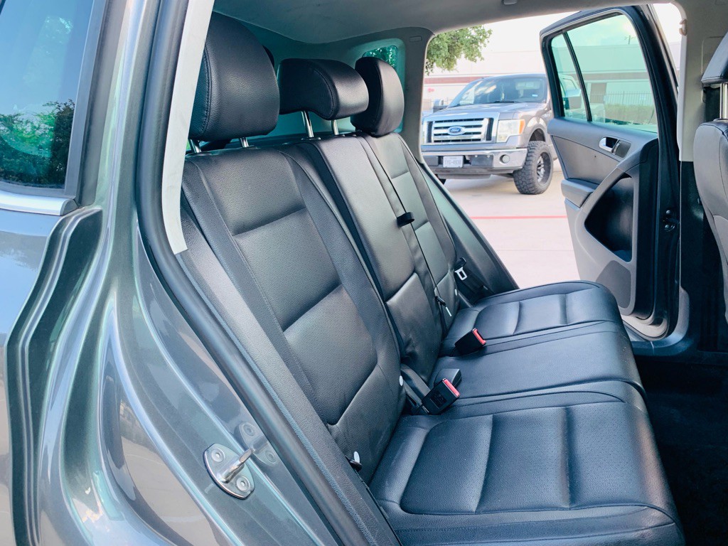 2012 Volkswagen Tiguan Image 21