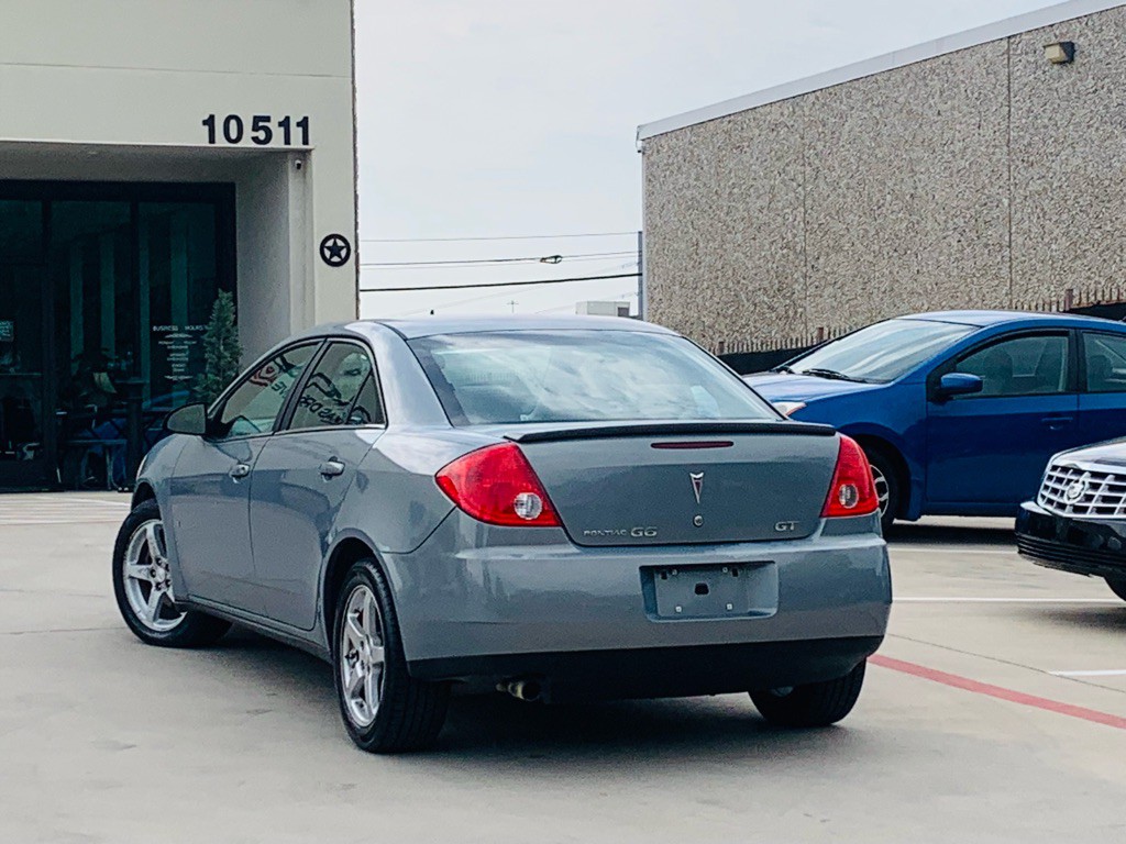 2009 Pontiac G6 Image 9