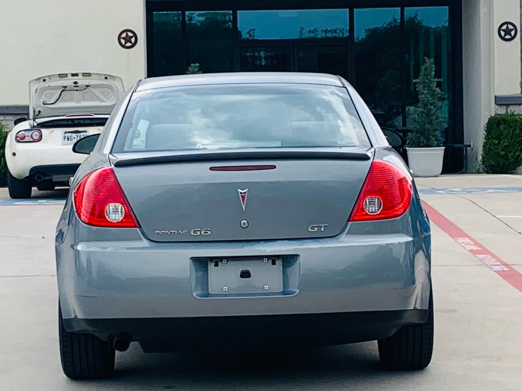 2009 Pontiac G6 Image 10