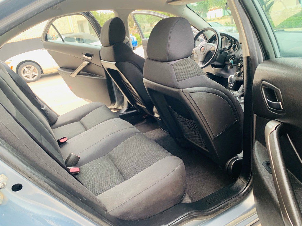 2009 Pontiac G6 Image 18