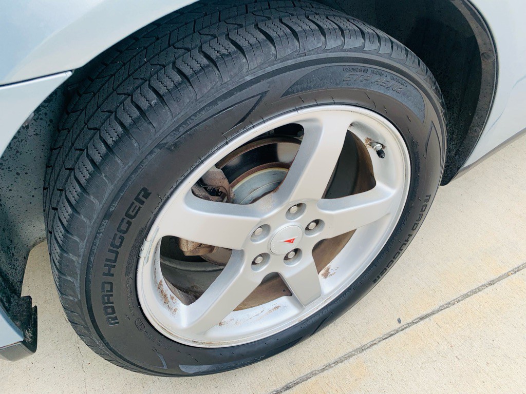 2009 Pontiac G6 Image 28