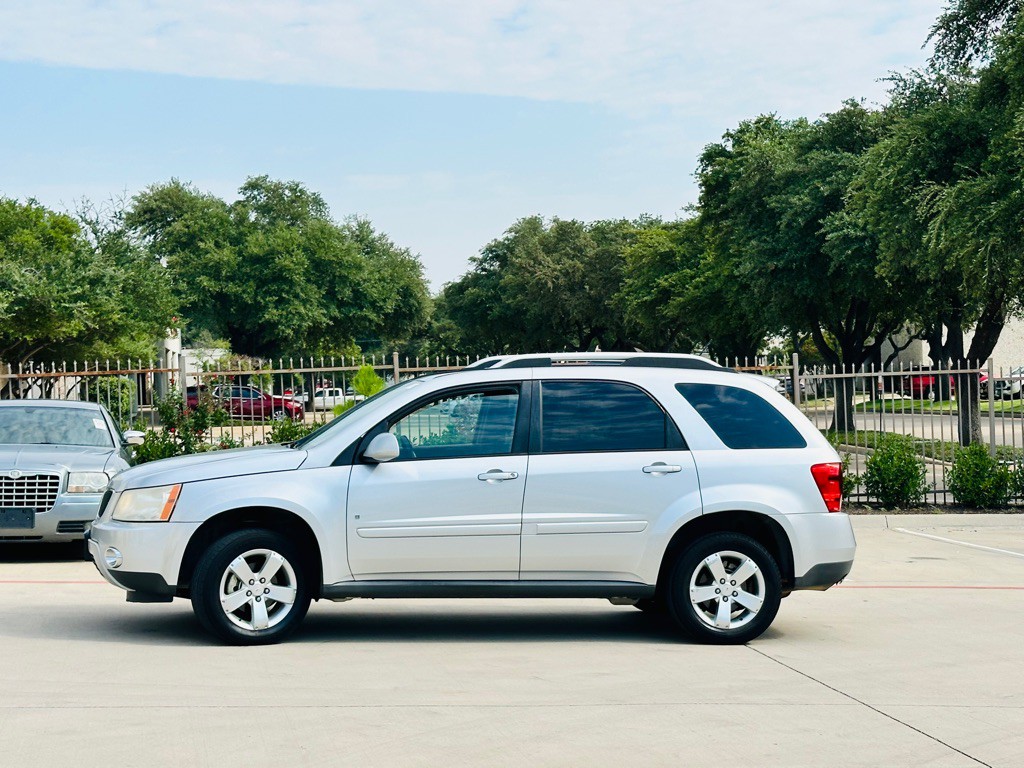 2009 Pontiac Torrent Image 4